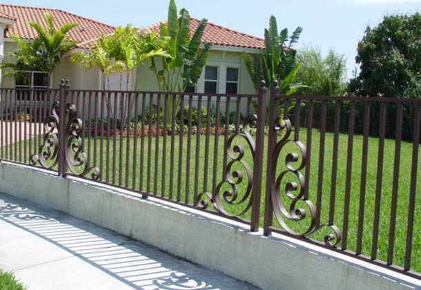 Fence (ခြံစည်းရိုး)