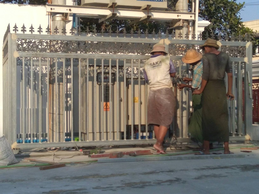 ဝန်းတံခါး