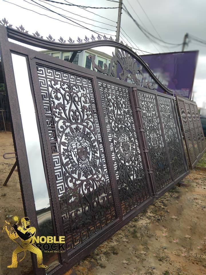 ဝန်းတံခါး